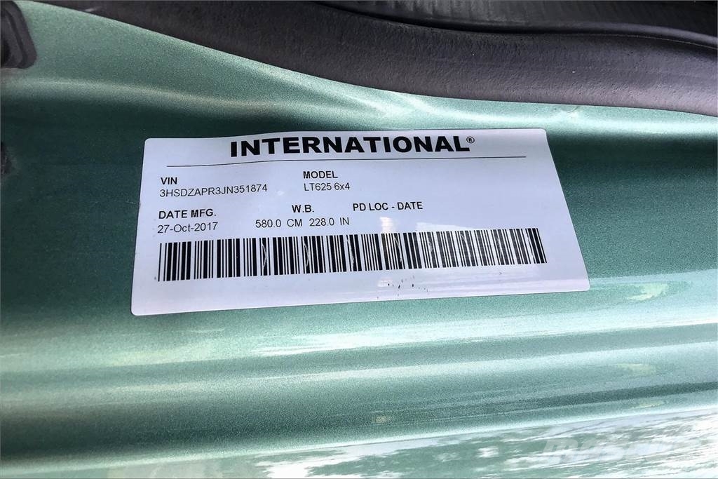 International LT625 6x4 Prime Movers