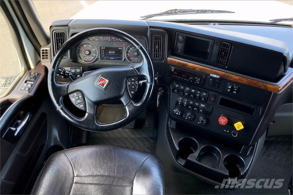 International LT625 6x4 Prime Movers