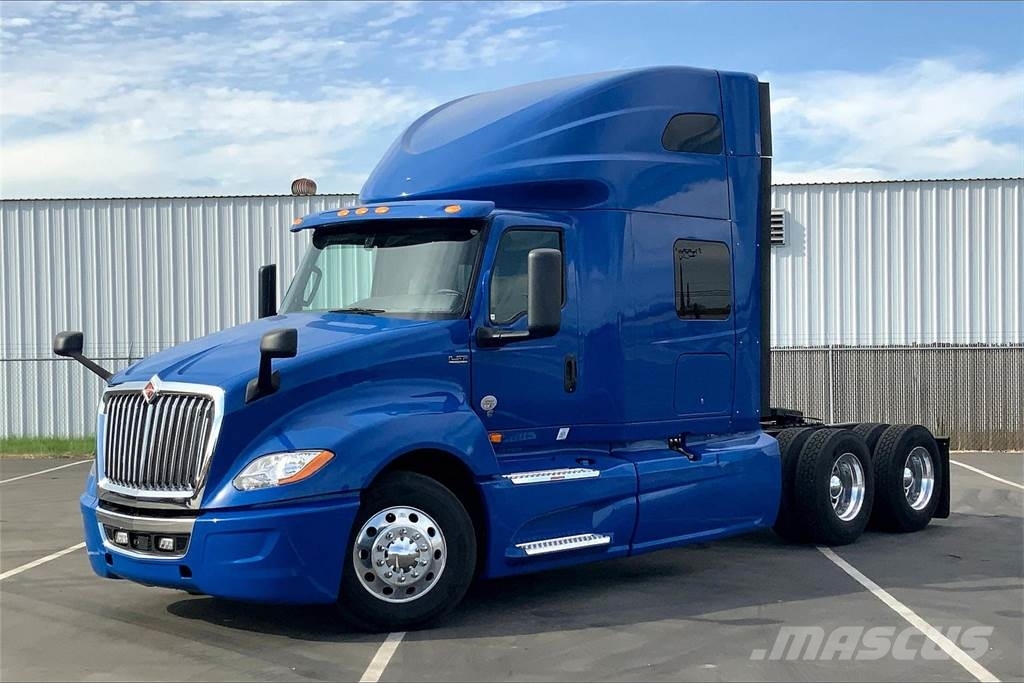 International LT625 6x4 Prime Movers