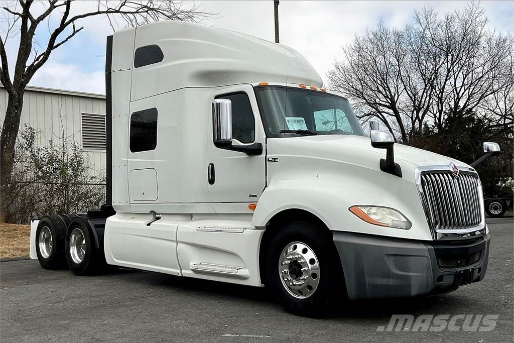 International LT625 6x4 Prime Movers
