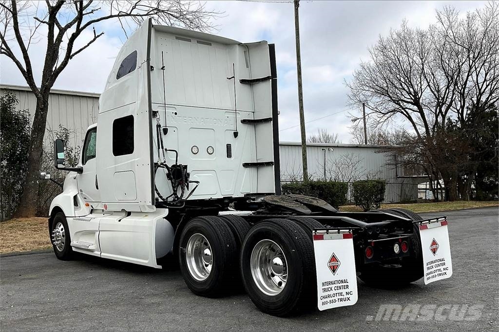 International LT625 6x4 Prime Movers