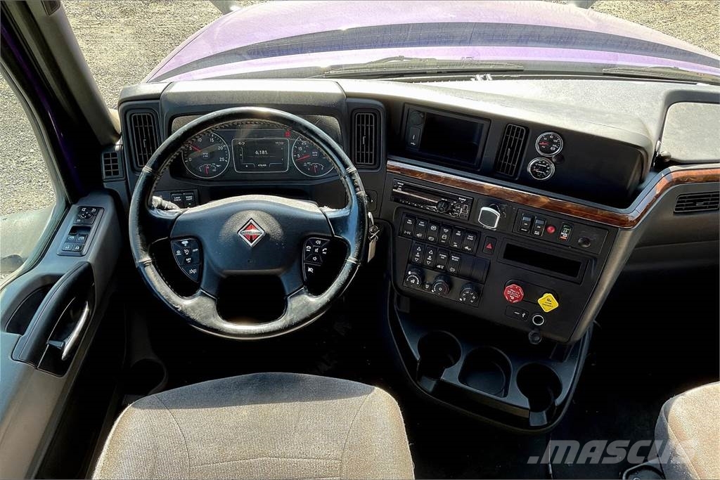 International LT625 6x4 Prime Movers