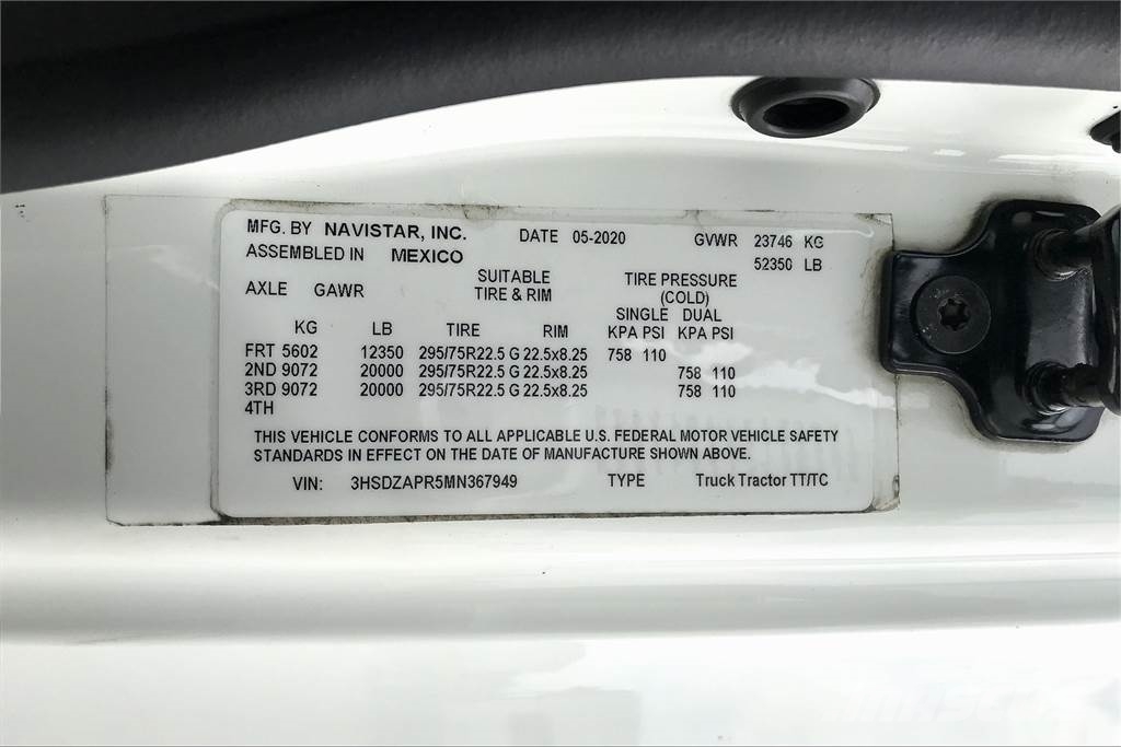 International LT625 6x4 Τράκτορες
