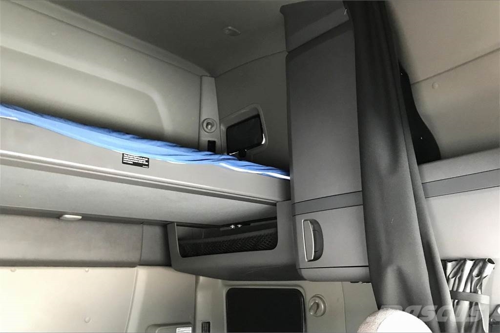 International LT625 6x4 Τράκτορες