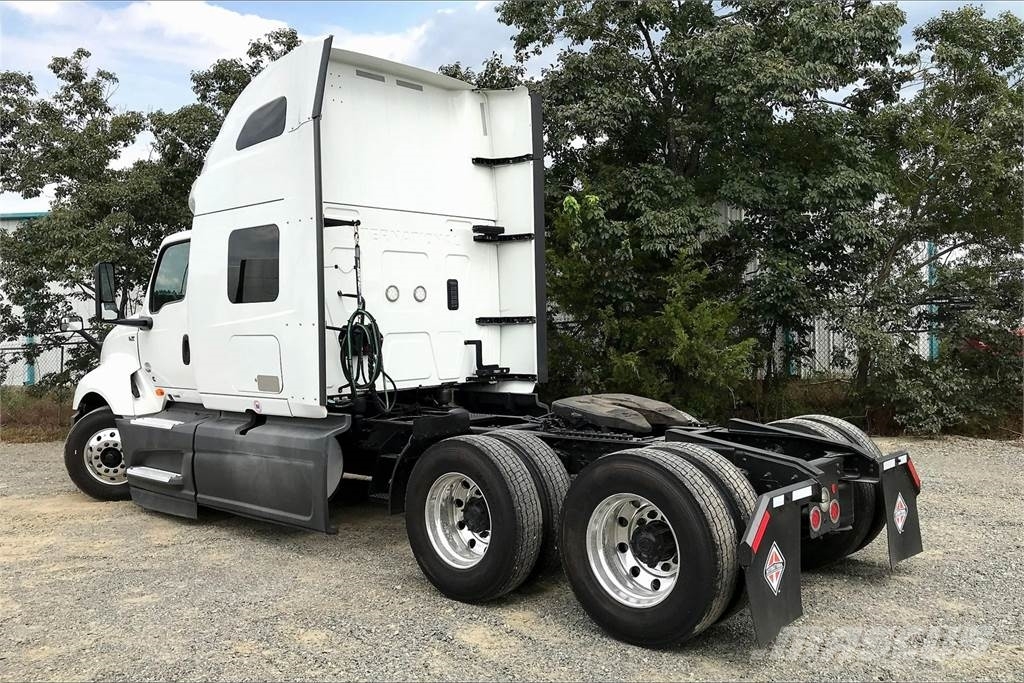 International LT625 6x4 Prime Movers