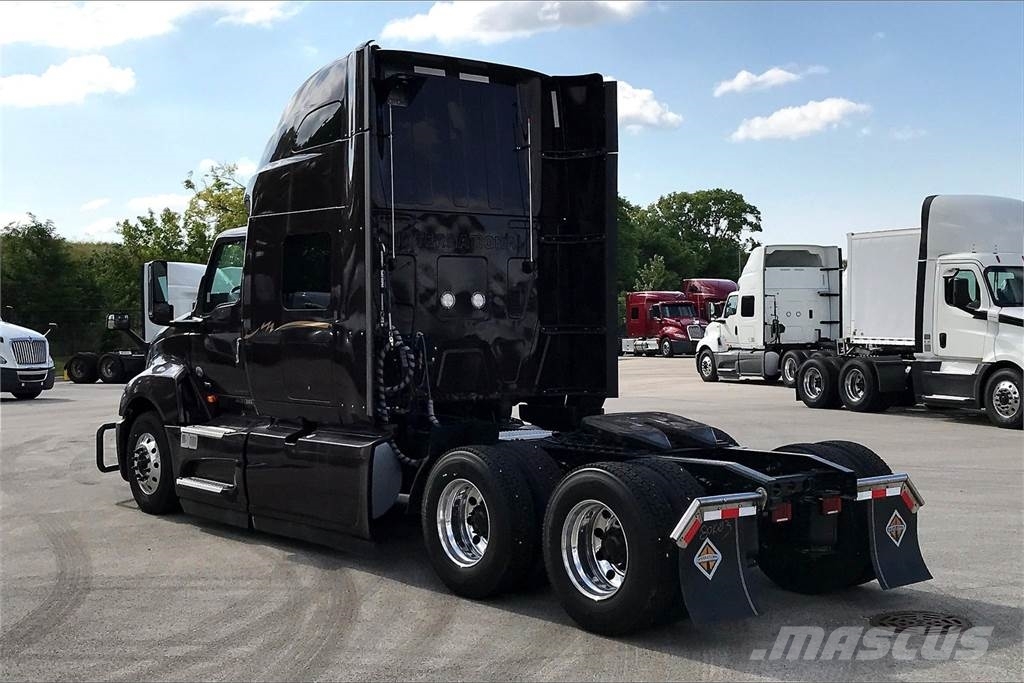 International LT625 6x4 Prime Movers