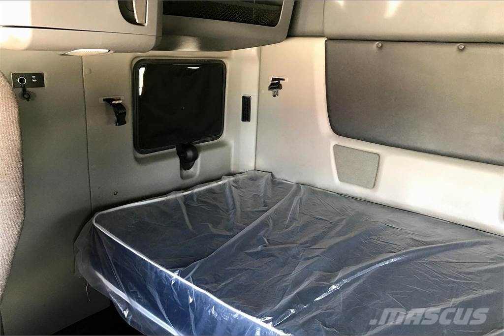 International LT625 6x4 Τράκτορες