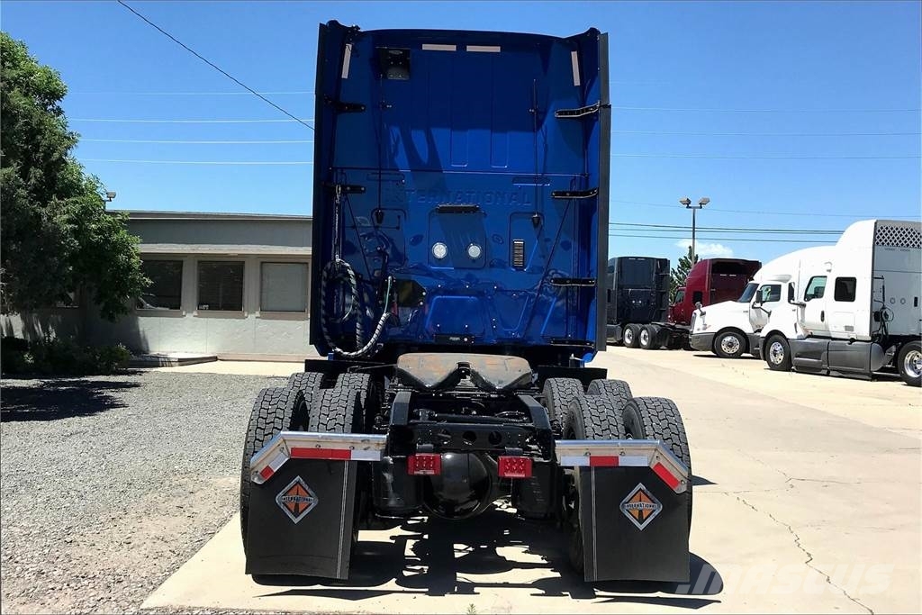 International LT625 6x4 Prime Movers