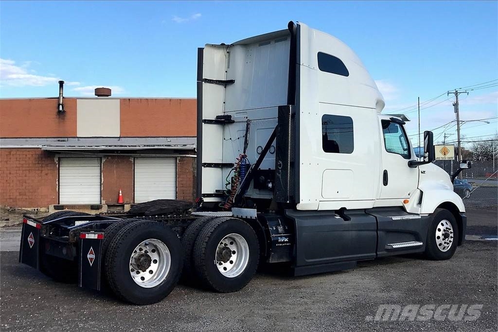 International LT625 6x4 Prime Movers