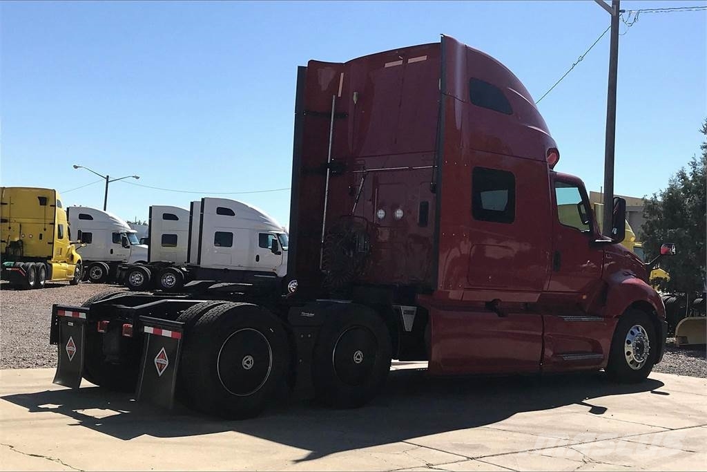 International LT625 6x4 Prime Movers