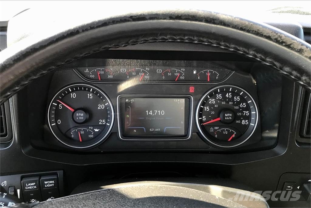 International LT625 6x4 Τράκτορες