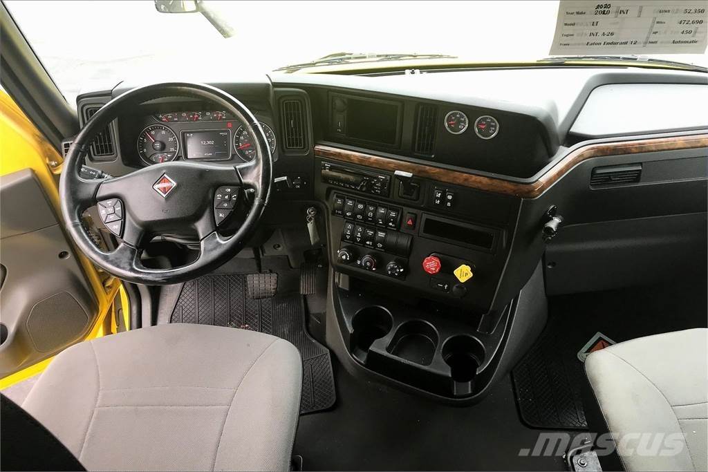 International LT625 6x4 Prime Movers