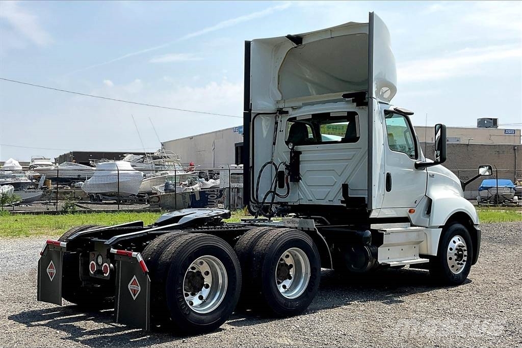 International LT625 6x4 Prime Movers