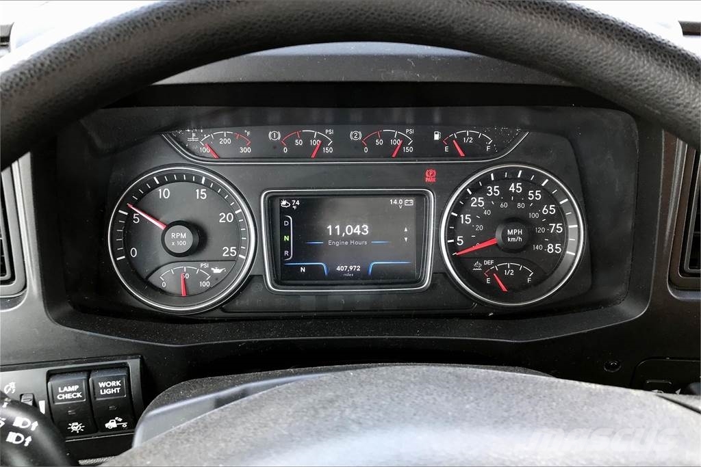International LT625 6x4 Τράκτορες