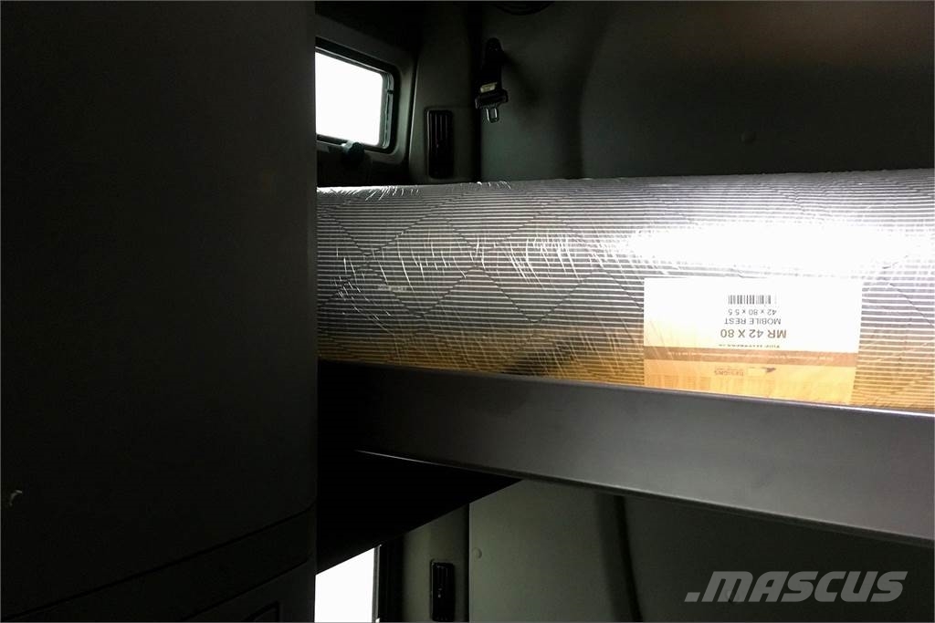 International LT625 6x4 Prime Movers
