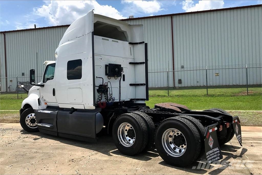 International LT625 6x4 Prime Movers
