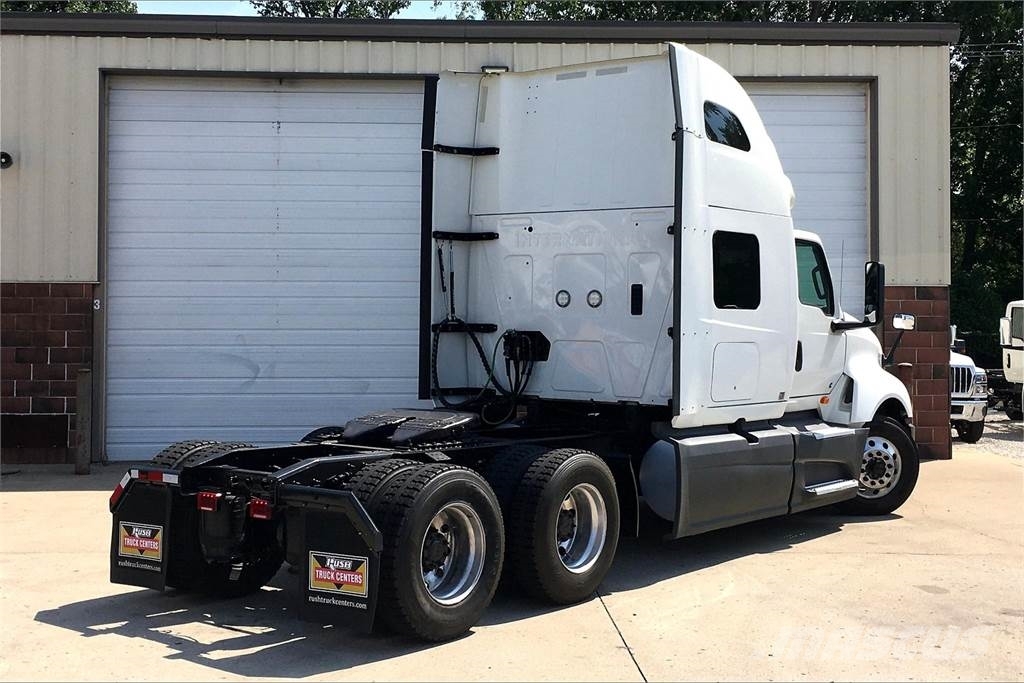 International LT625 6x4 Prime Movers