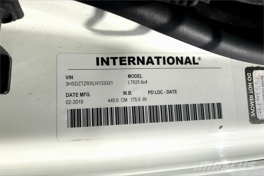 International LT625 6x4 Τράκτορες