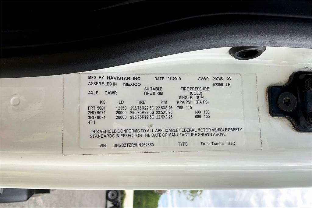 International LT625 6x4 Prime Movers