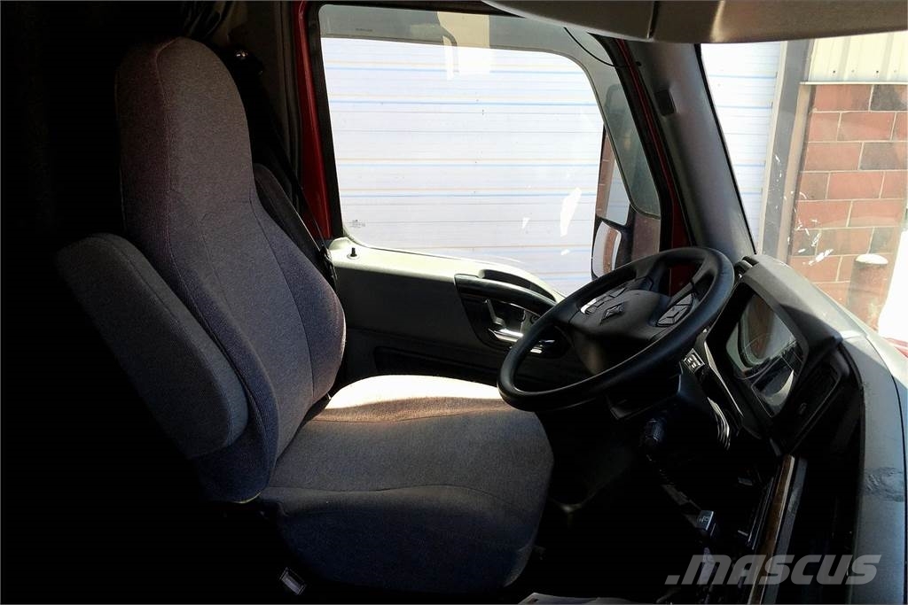 International LT625 6x4 Prime Movers
