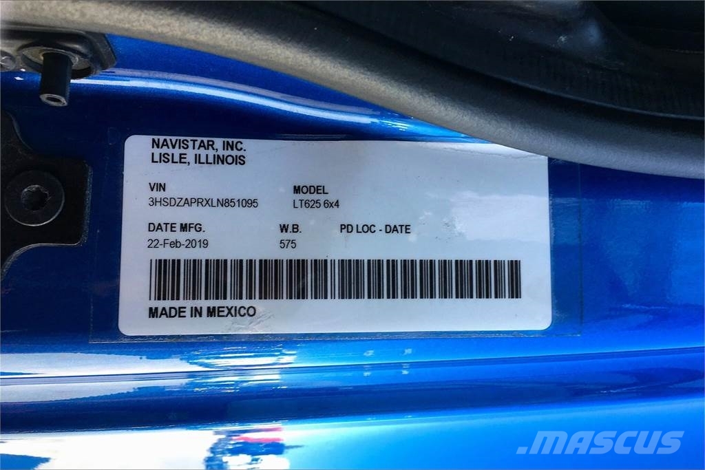 International LT625 6x4 Prime Movers