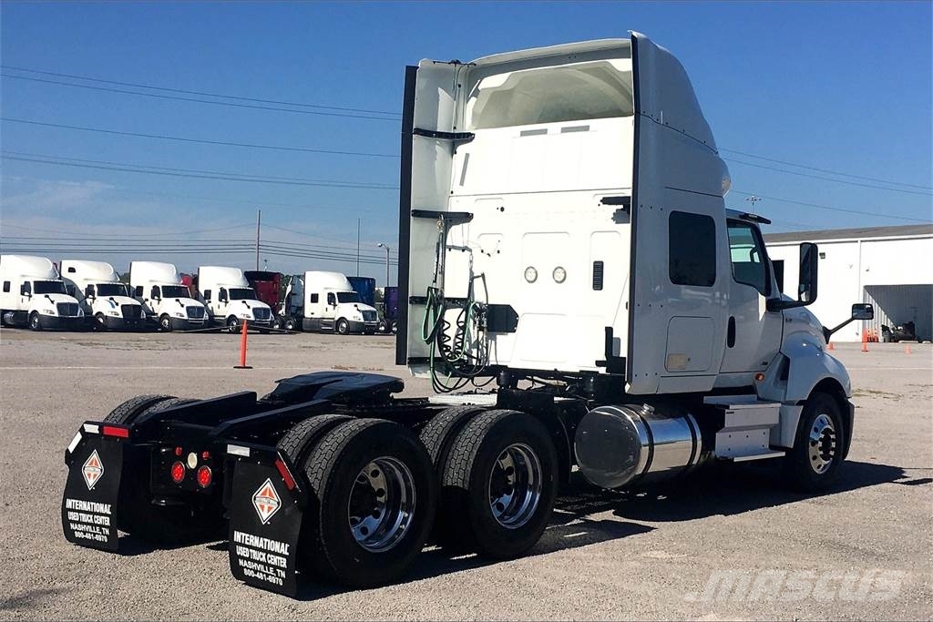 International LT625 6x4 Prime Movers