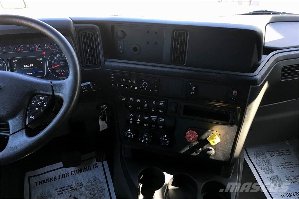 International LT625 6x4 Prime Movers