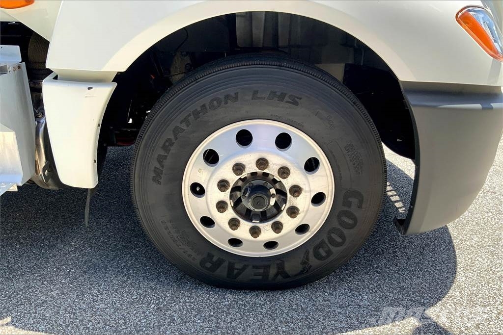 International LT625 6x4 Влекачи