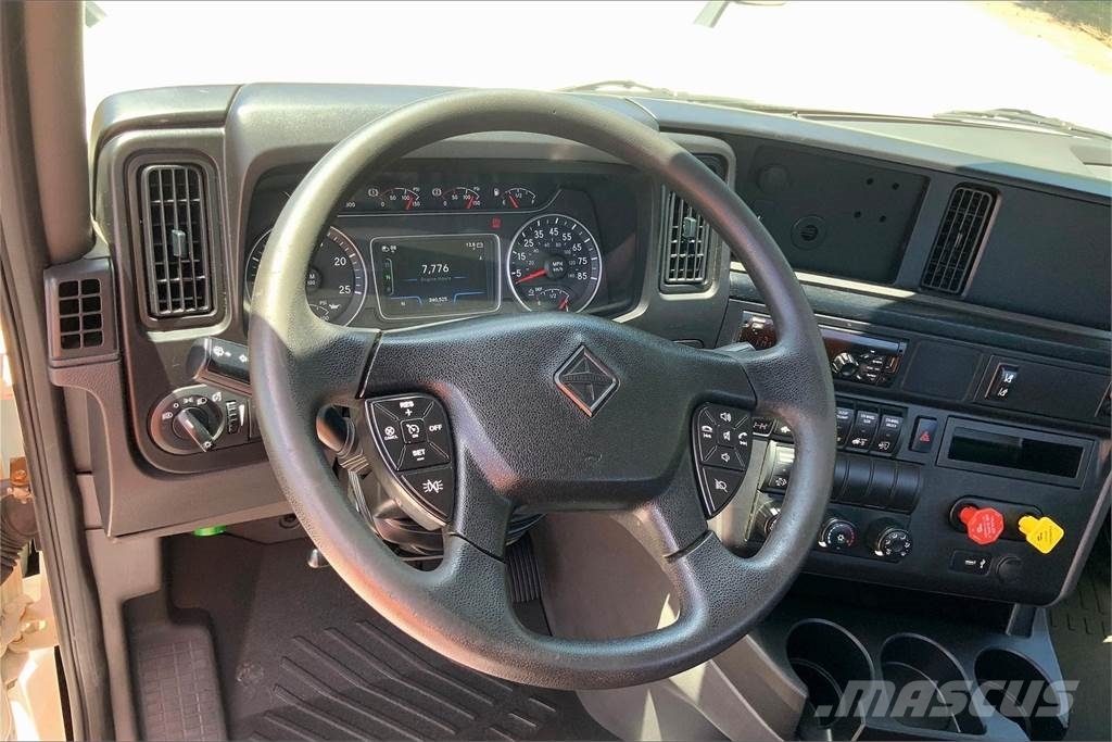 International LT625 6x4 Влекачи