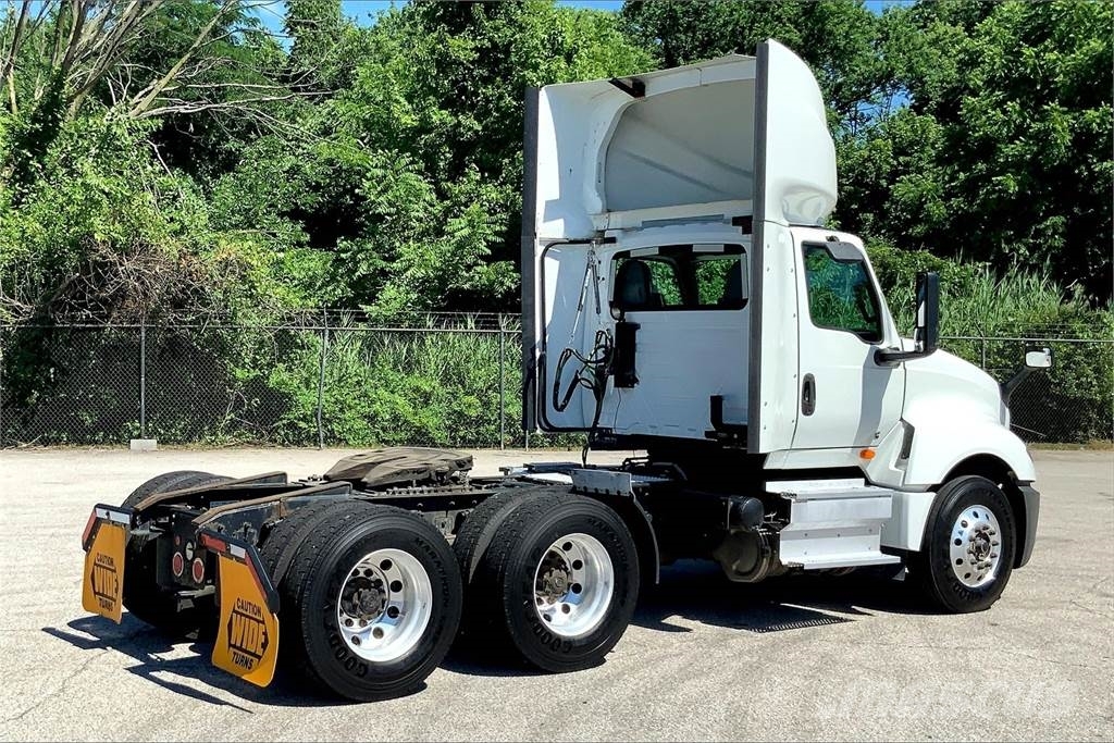 International LT625 6x4 Prime Movers