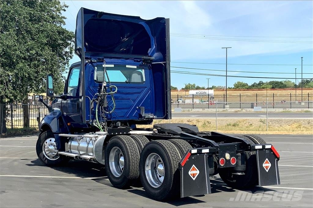 International LT625 6x4 Prime Movers