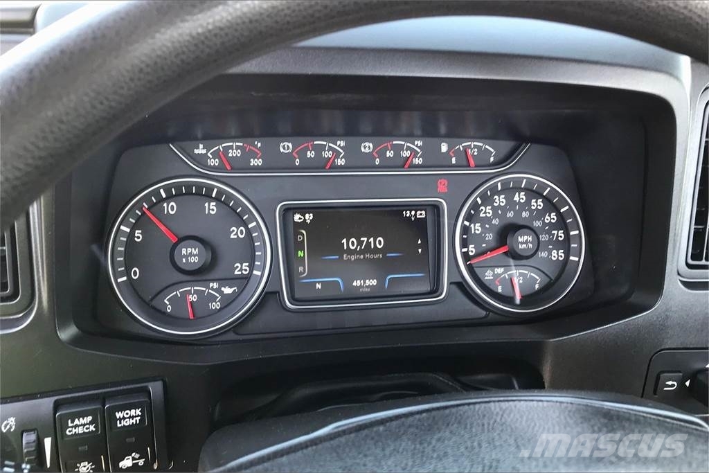 International LT625 6x4 Prime Movers