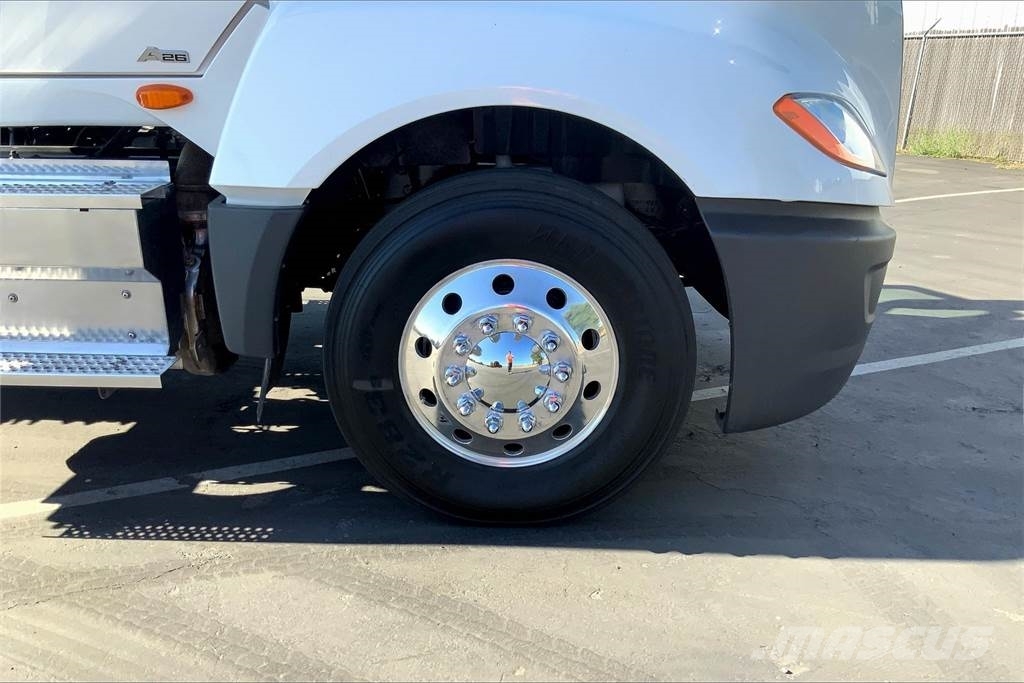 International LT625 6x4 Влекачи