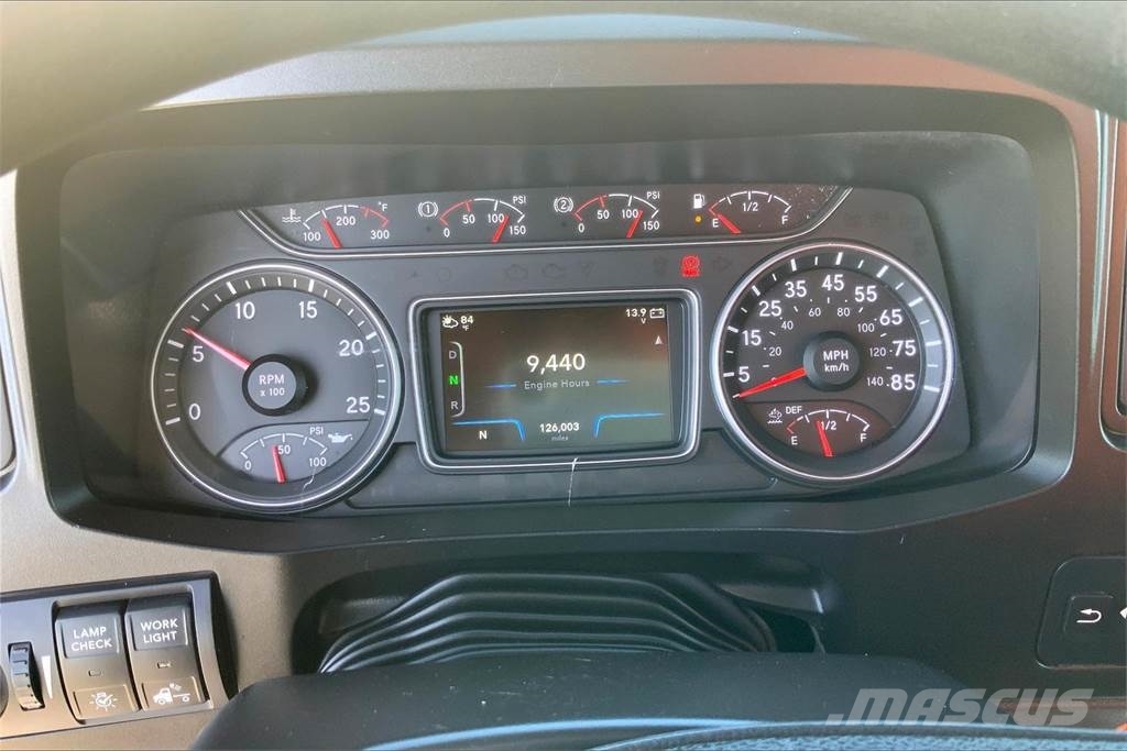 International LT625 6x4 Влекачи