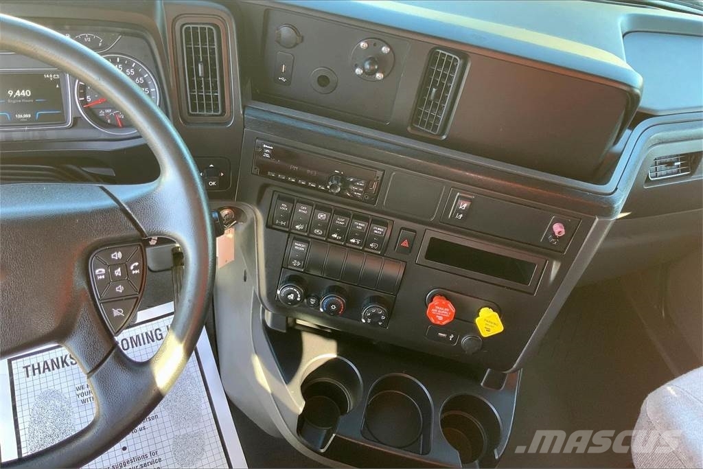 International LT625 6x4 Влекачи