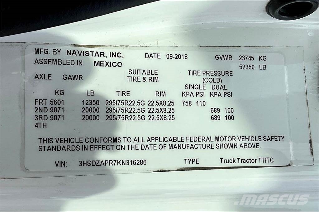 International LT625 6x4 Prime Movers