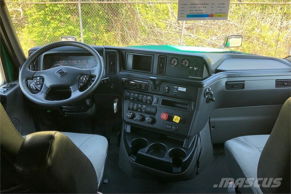 International LT625 6x4 Prime Movers