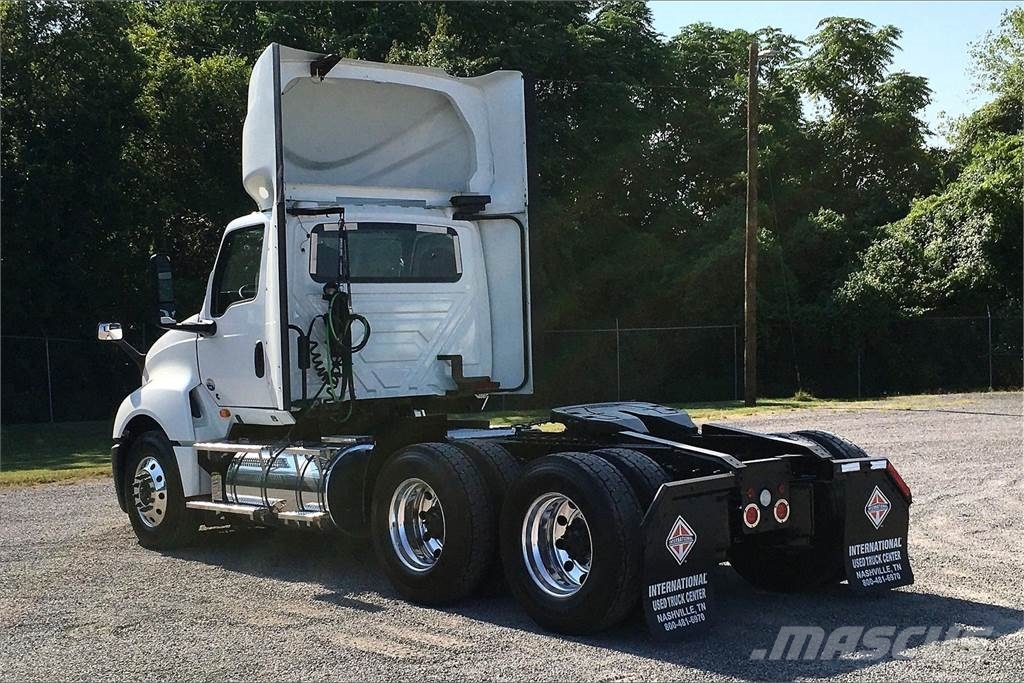 International LT625 6x4 Prime Movers