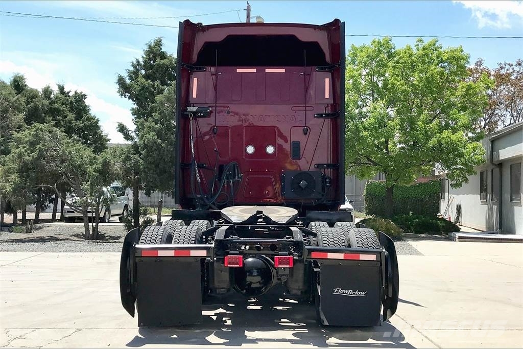 International LT625 6x4 Τράκτορες