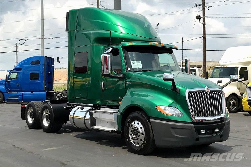 International LT625 6x4 Prime Movers