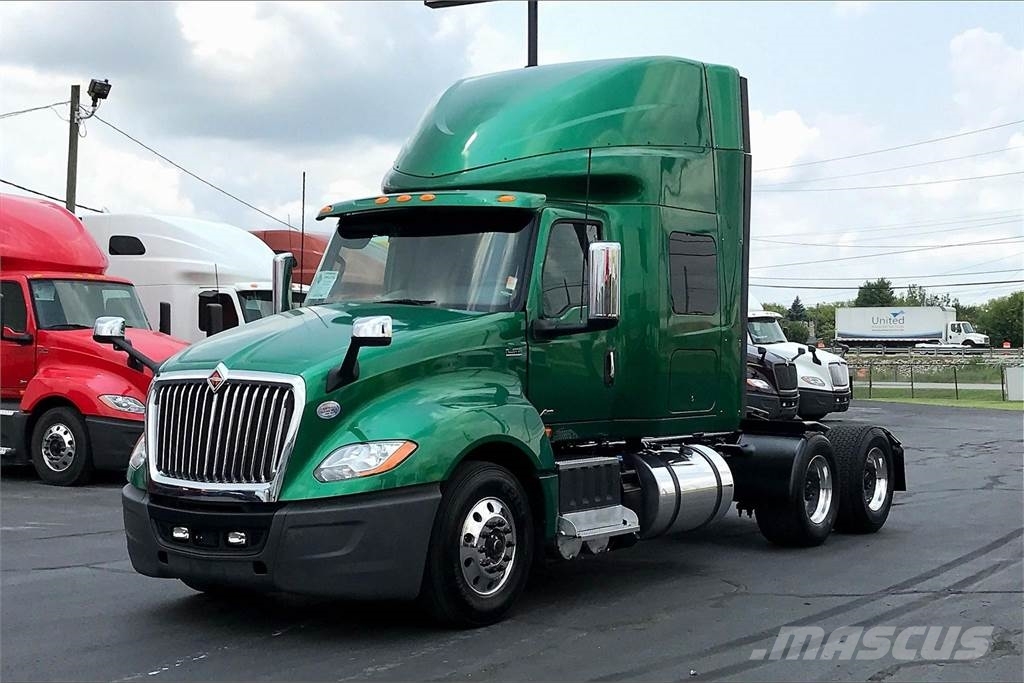International LT625 6x4 Prime Movers
