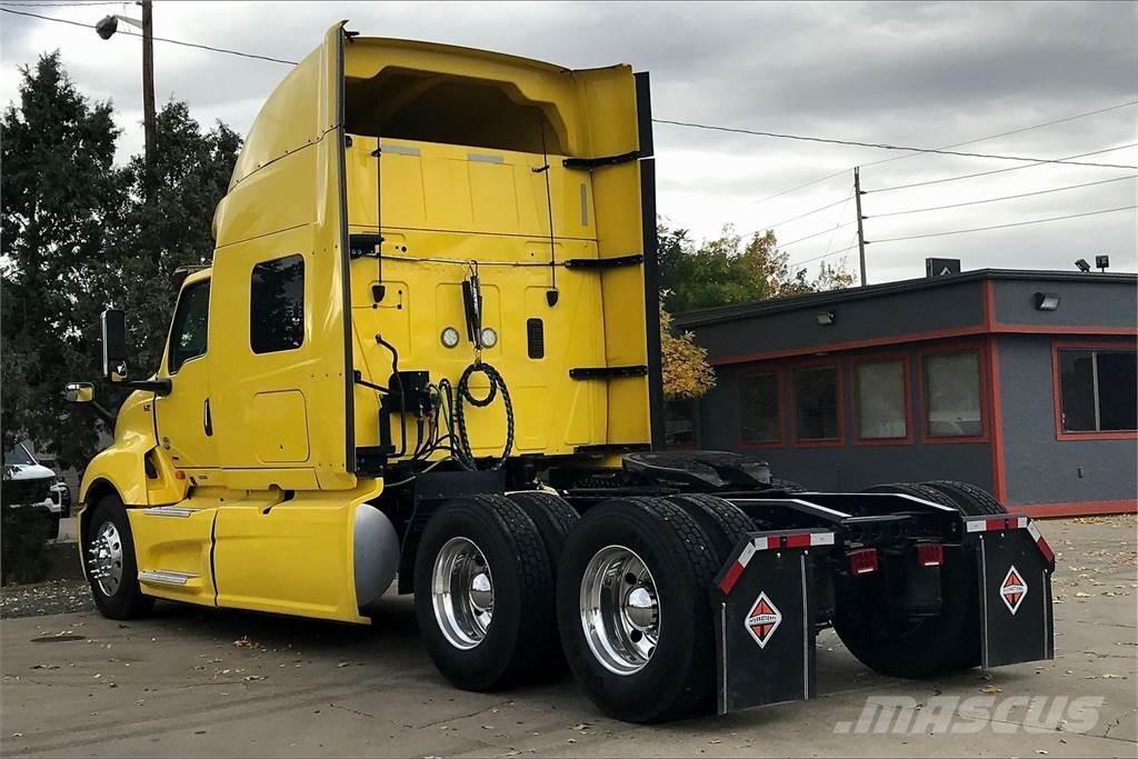 International LT625 6x4 Prime Movers