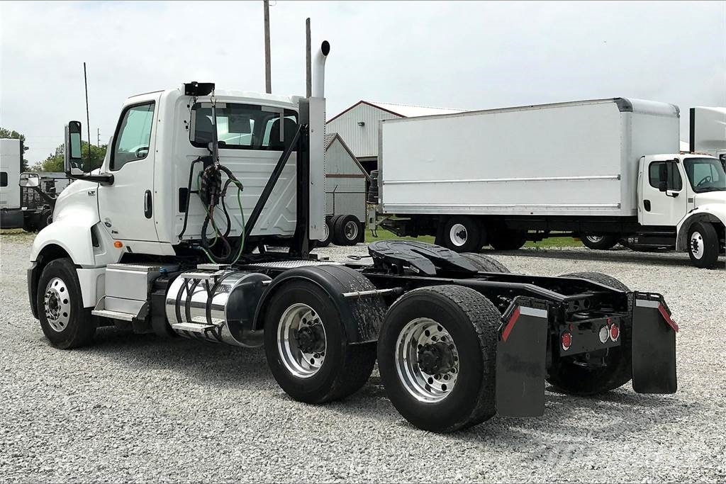 International LT625 6x4 Prime Movers