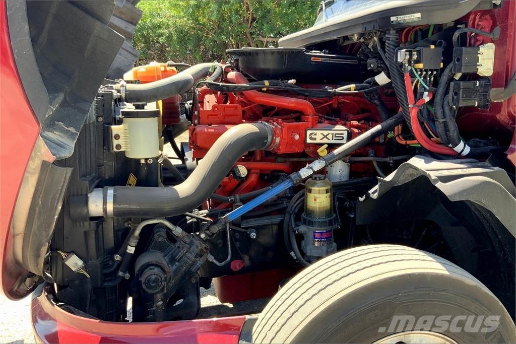 International LT625 6x4 Τράκτορες