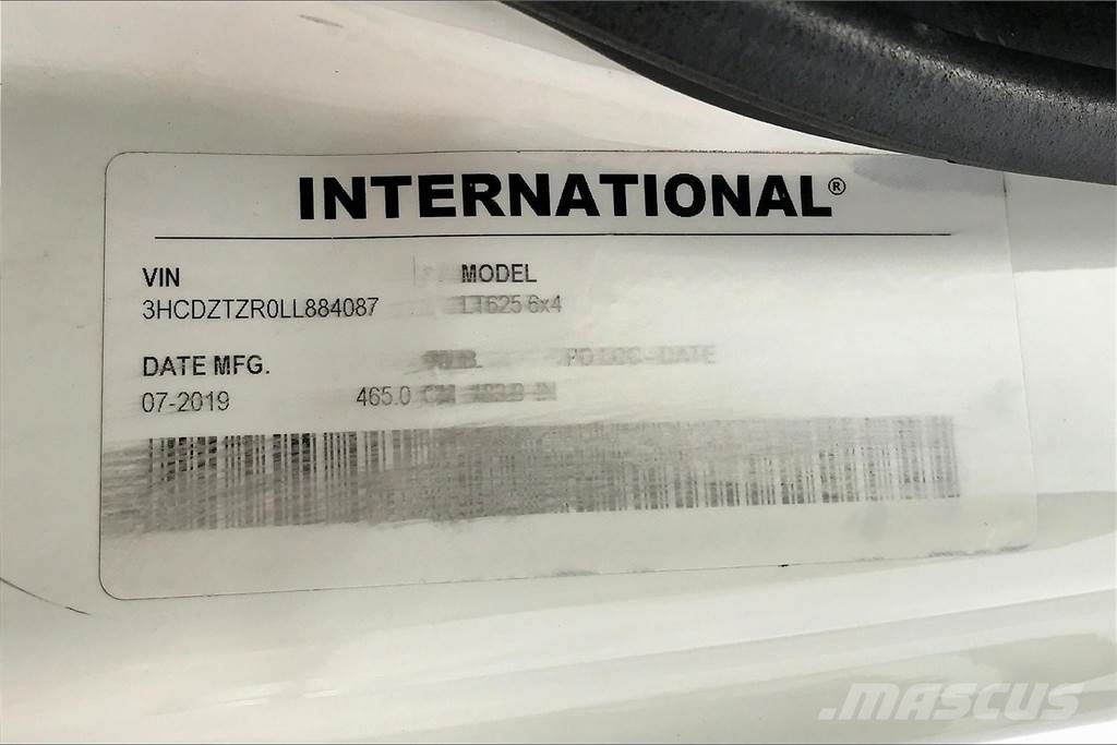 International LT625 6x4 Prime Movers