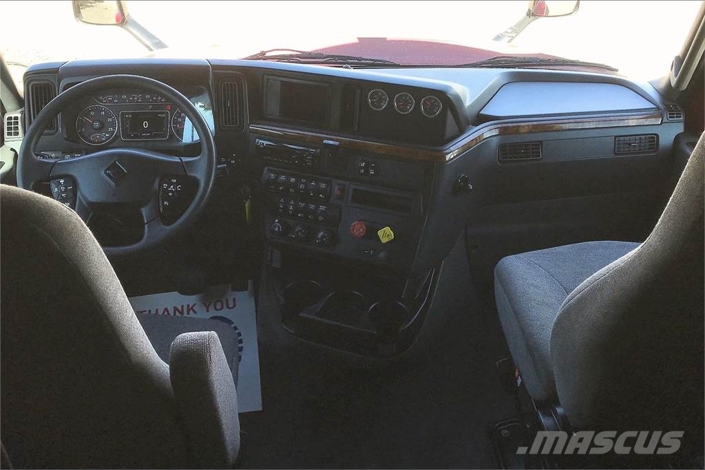 International LT625 6x4 Prime Movers