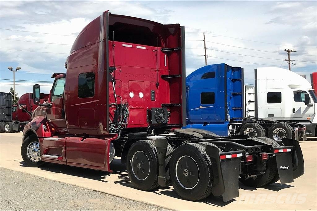 International LT625 6x4 Prime Movers