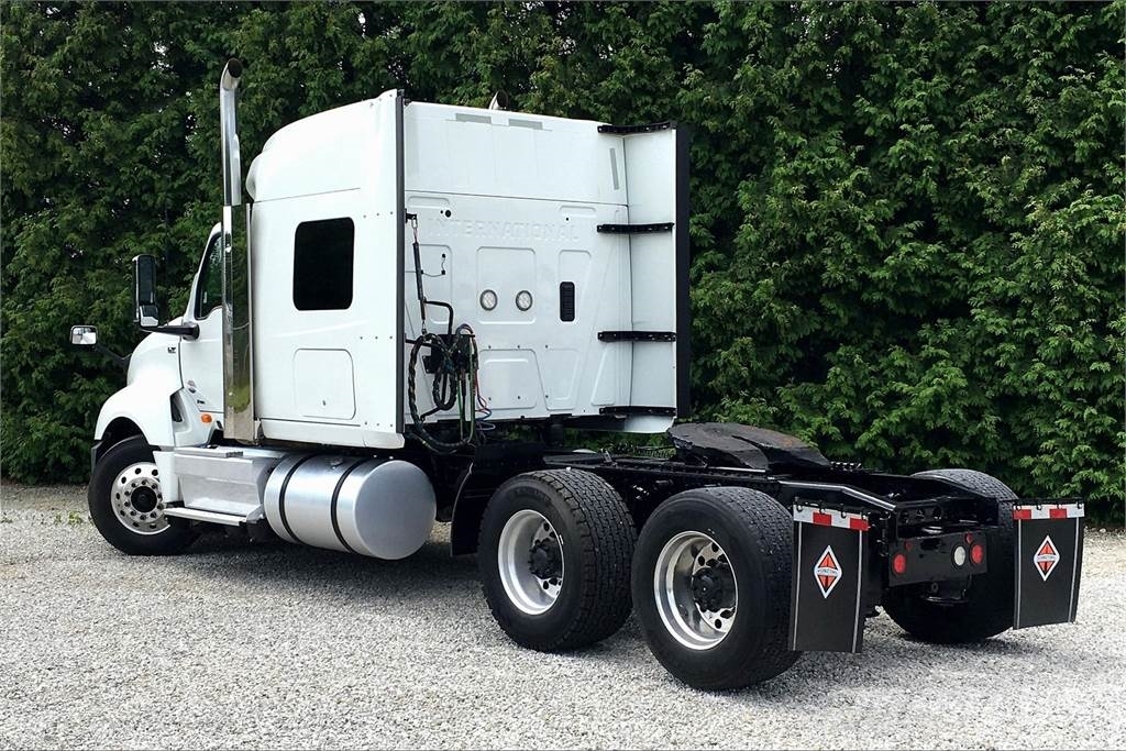 International LT625 6x4 Prime Movers