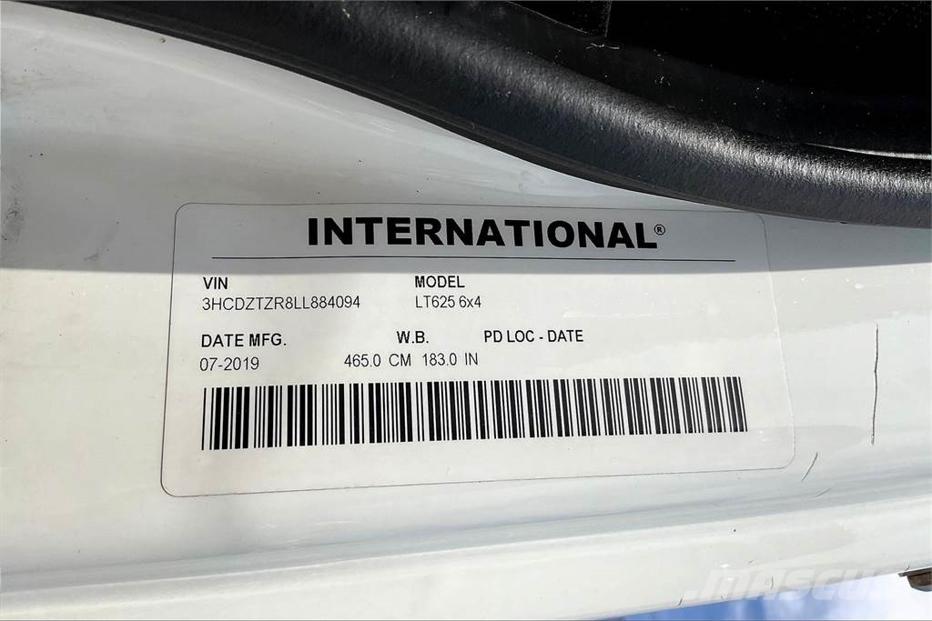 International LT625 6x4 Prime Movers