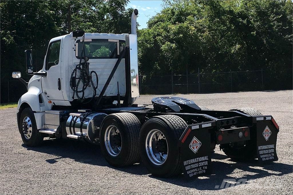 International LT625 6x4 Prime Movers